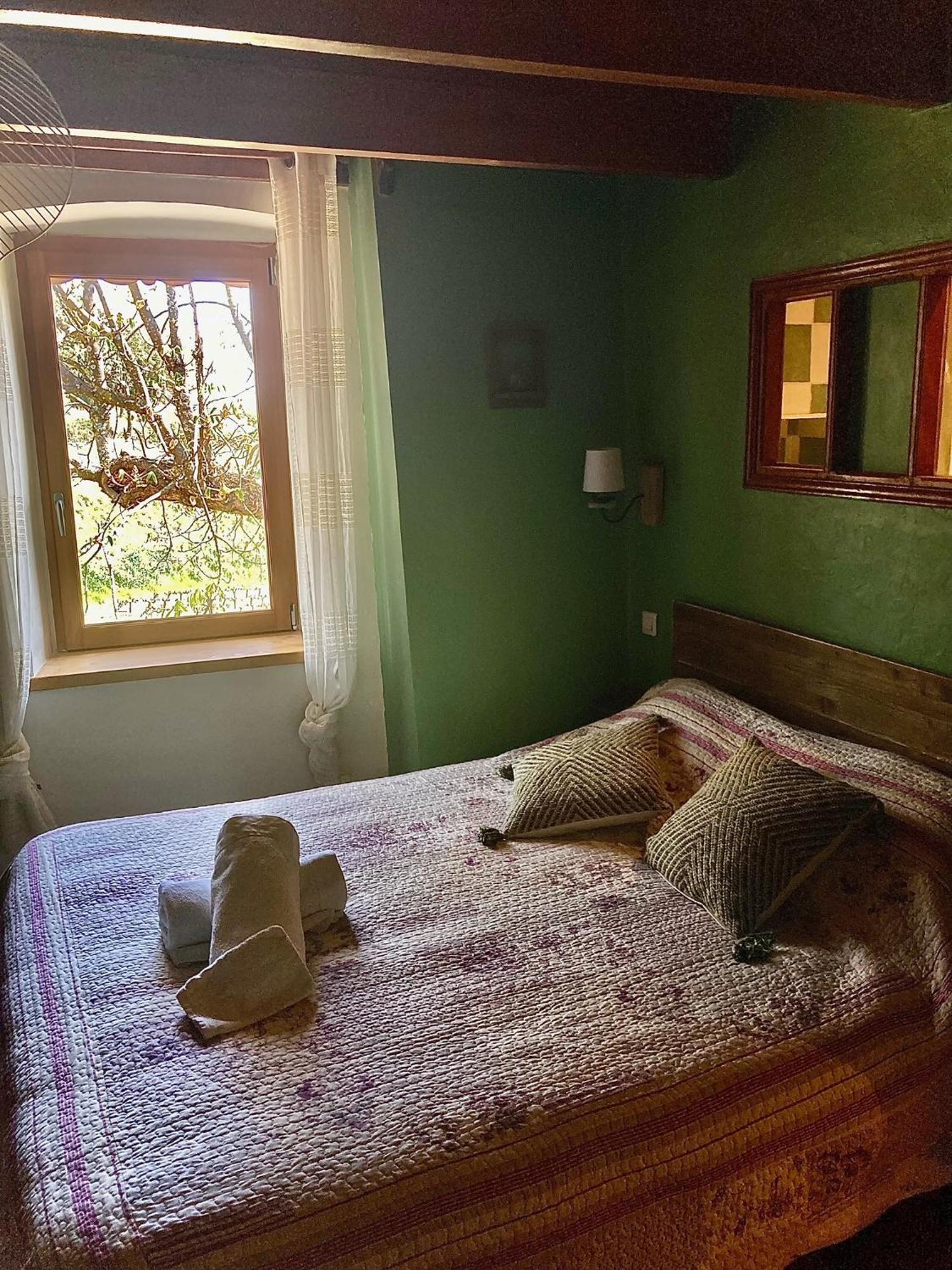 Bed and Breakfast Domaine De Cousignac Bourg-Saint-Andéol Exterior foto